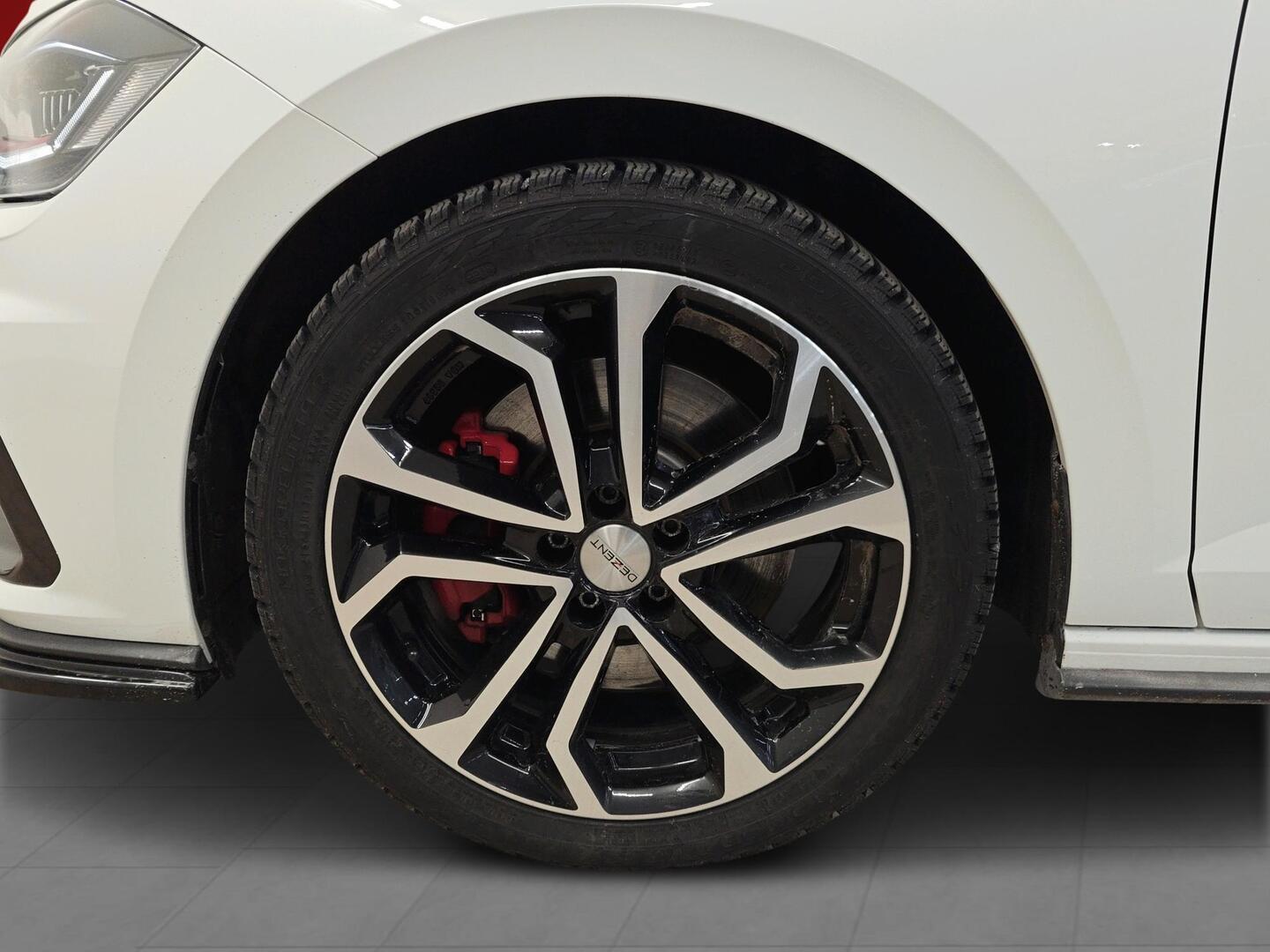 VOLKSWAGEN Polo 2019