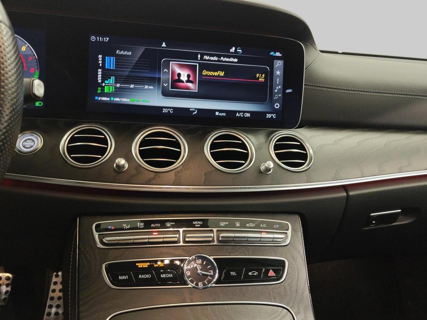 MERCEDES-BENZ E 2020