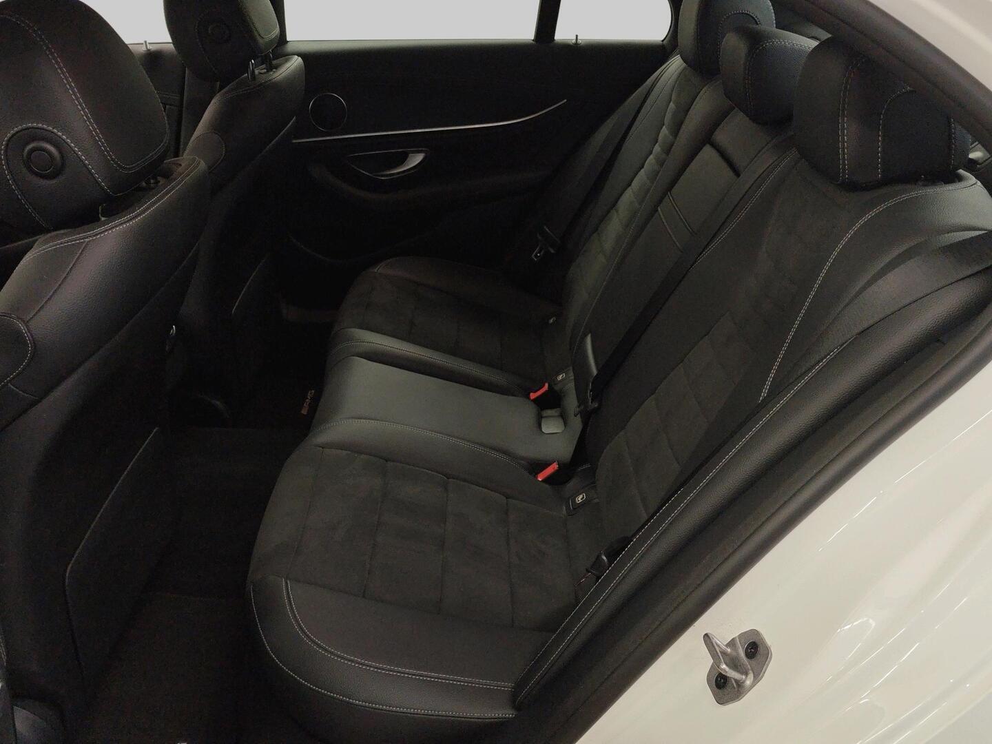 MERCEDES-BENZ E 2020