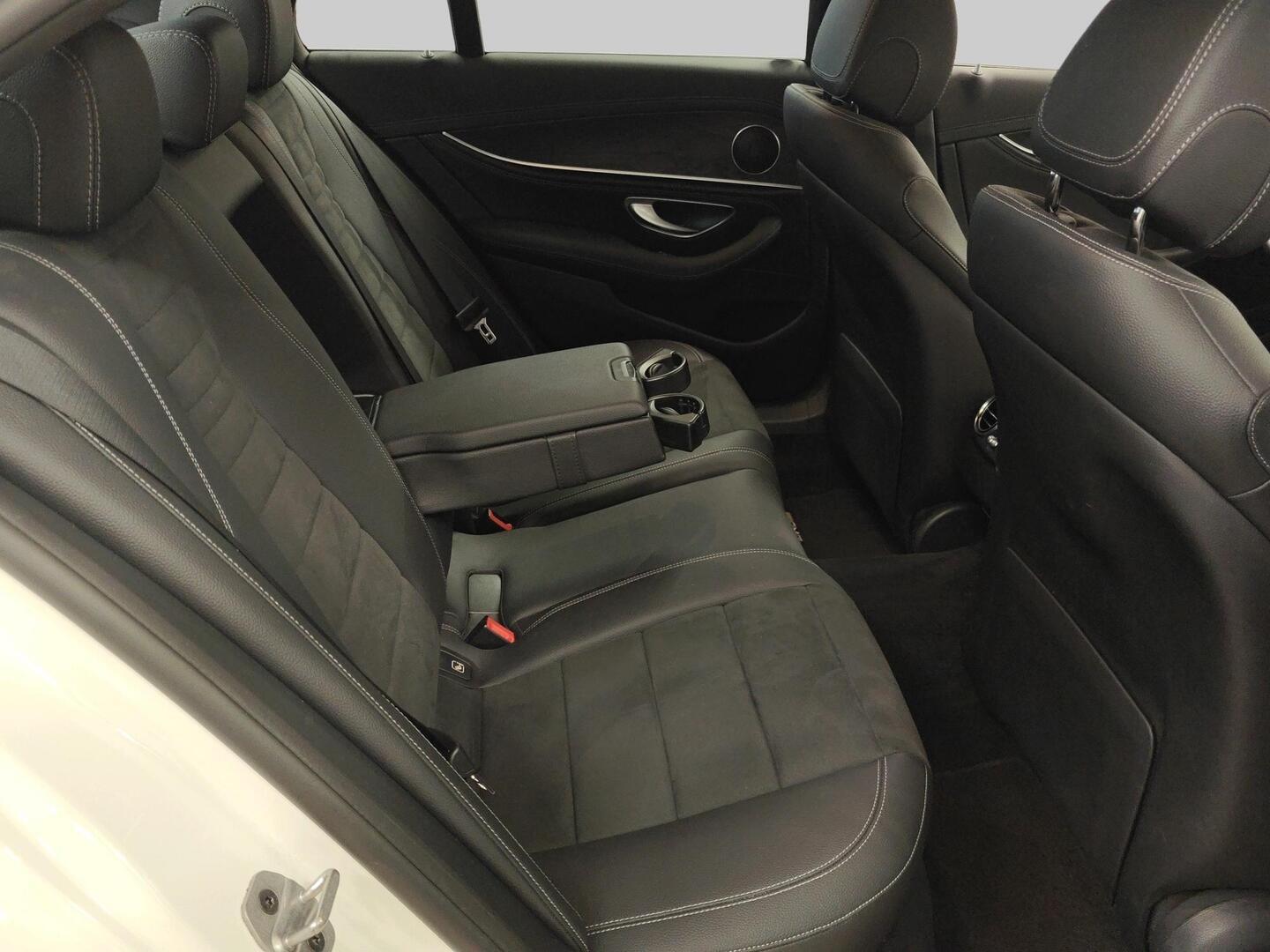 MERCEDES-BENZ E 2020
