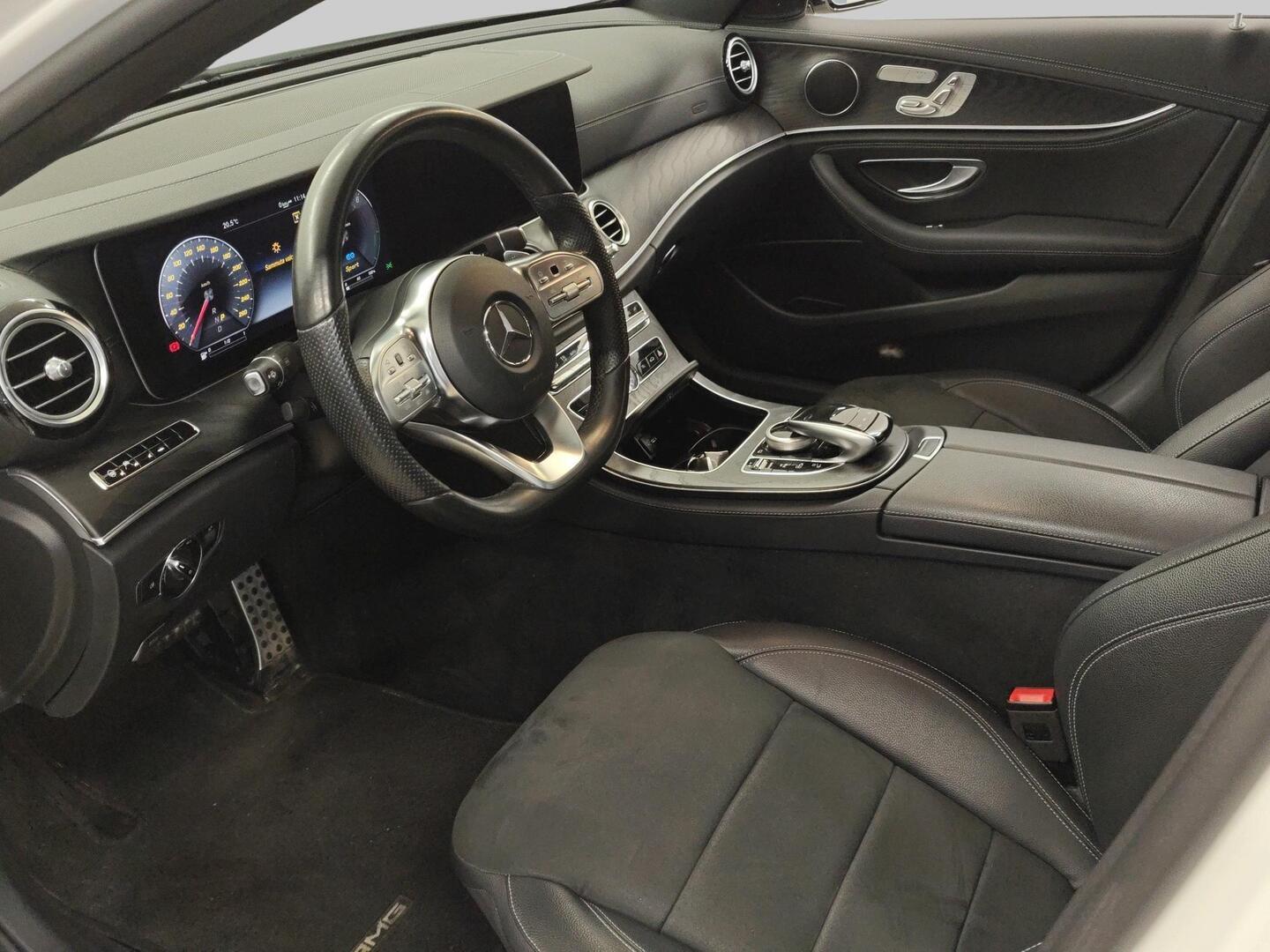 MERCEDES-BENZ E 2020