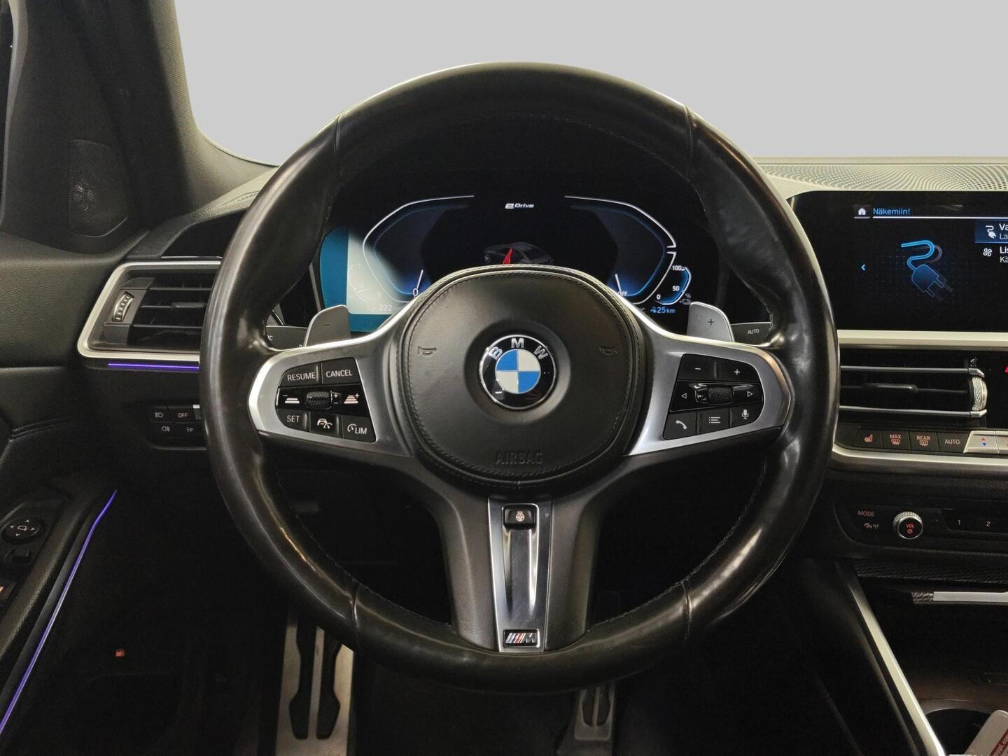 BMW 330 2020