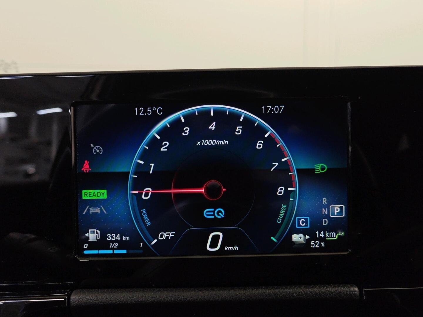 MERCEDES-BENZ B 2021