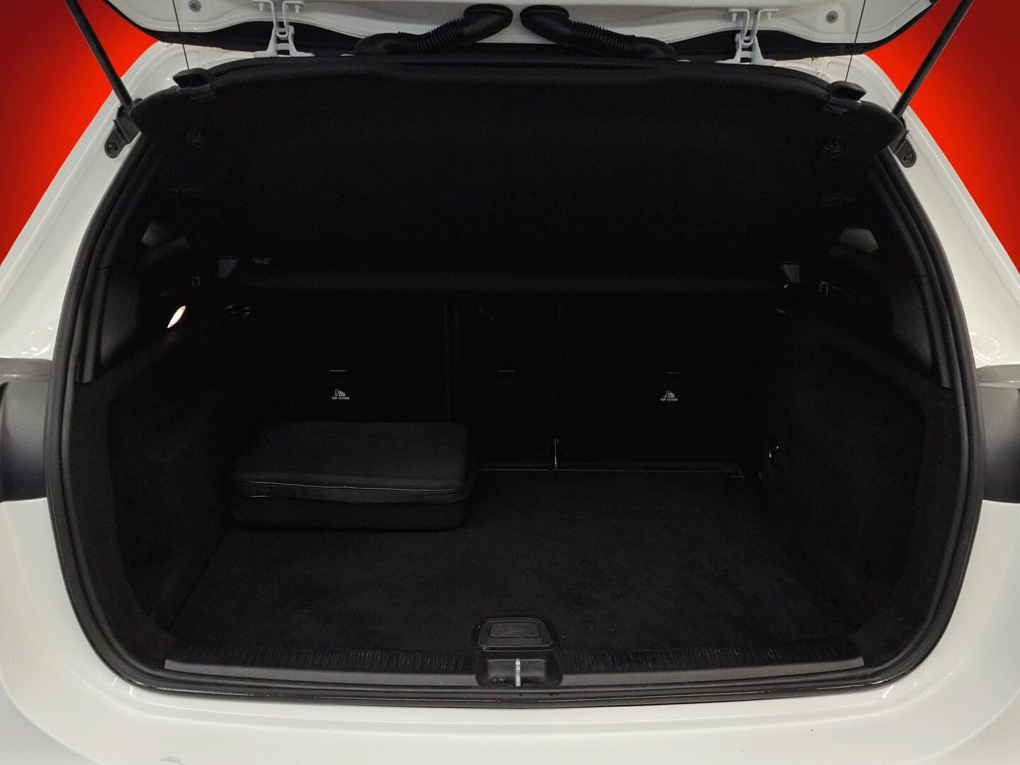 MERCEDES-BENZ B 2021