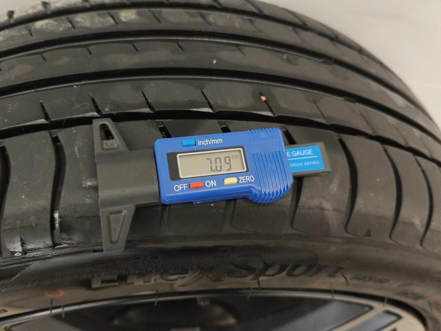 MERCEDES-BENZ B 2021