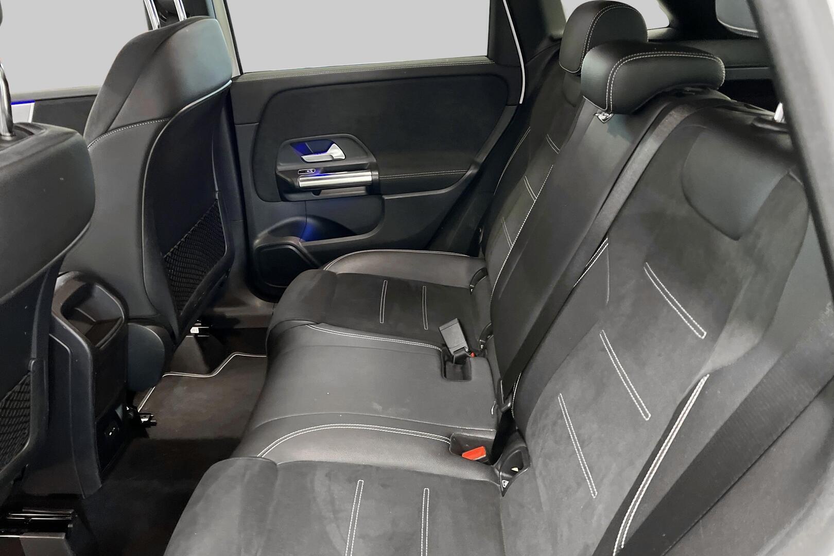 MERCEDES-BENZ B 2021