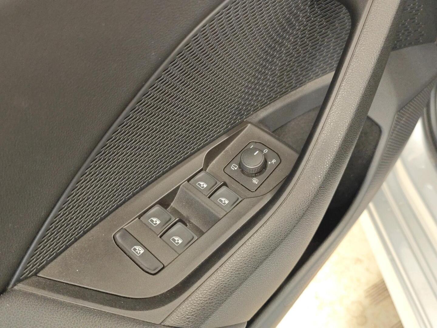 SKODA Octavia 2024