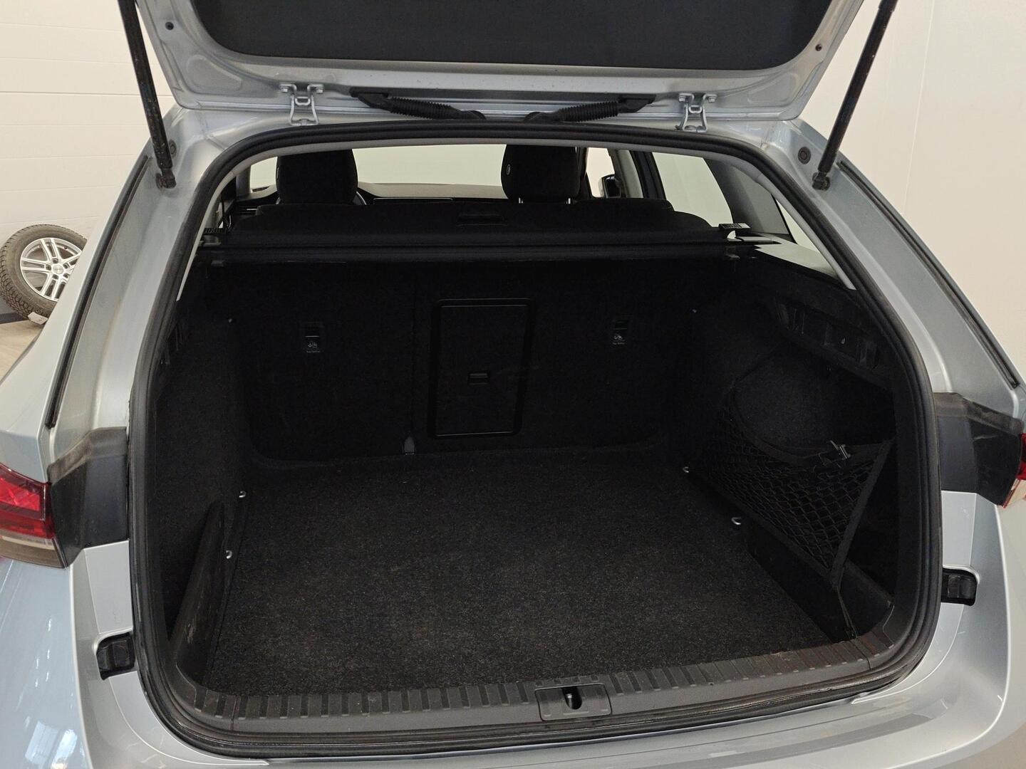 SKODA Octavia 2024