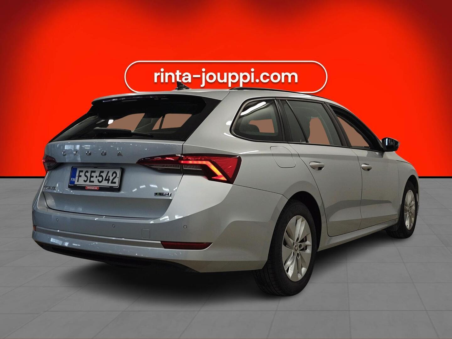 SKODA Octavia 2024