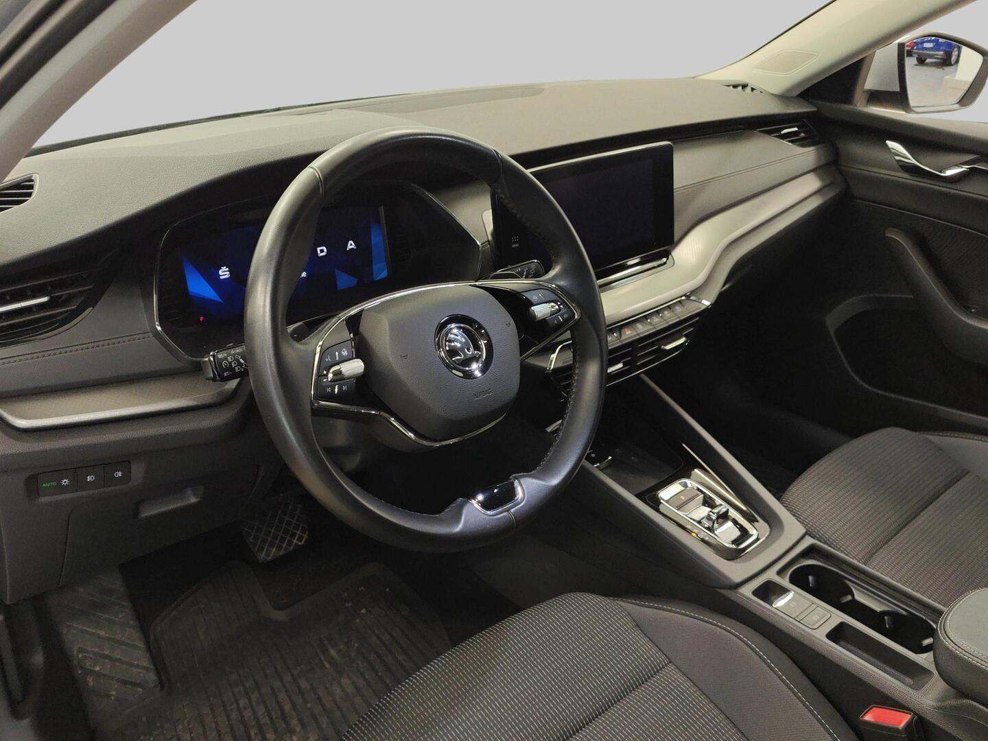 SKODA Octavia 2024