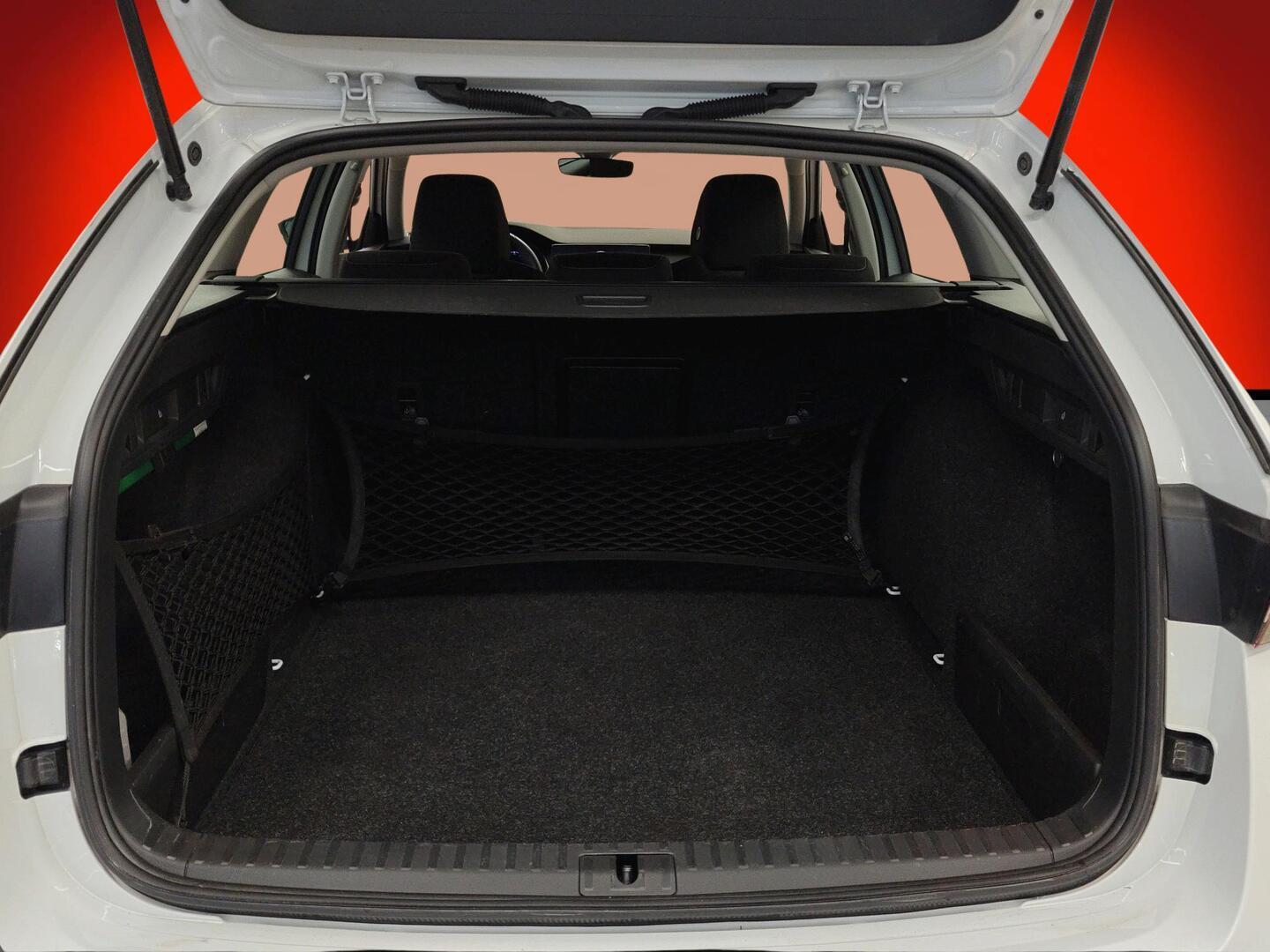 SKODA Octavia 2024