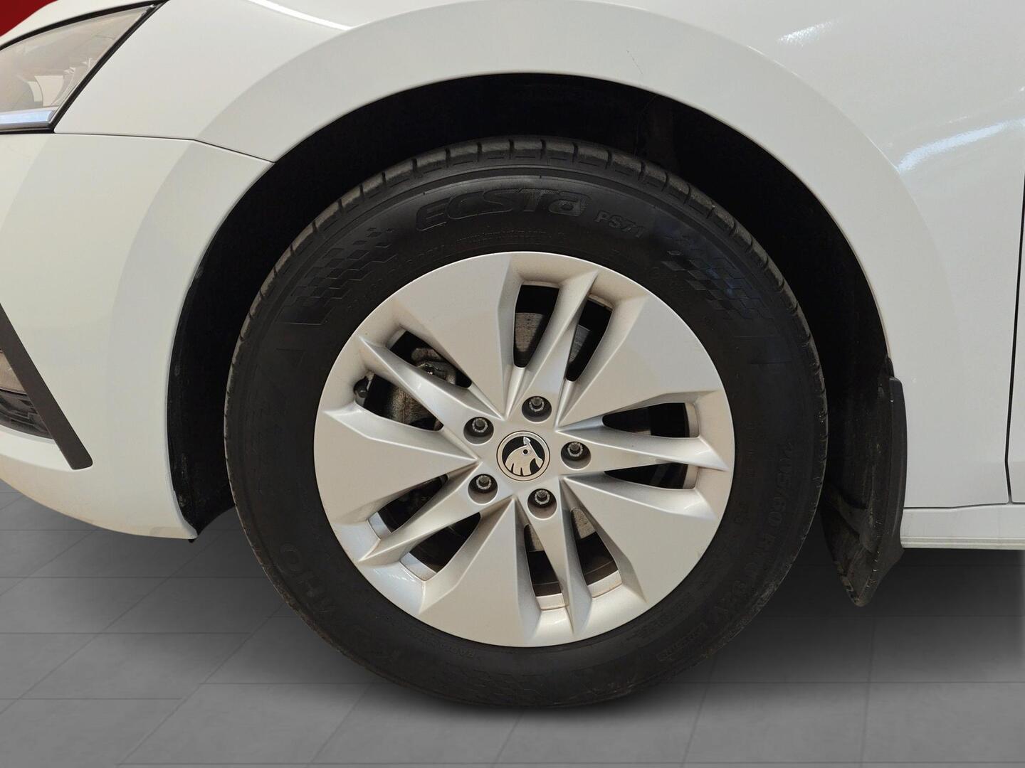 SKODA Octavia 2024