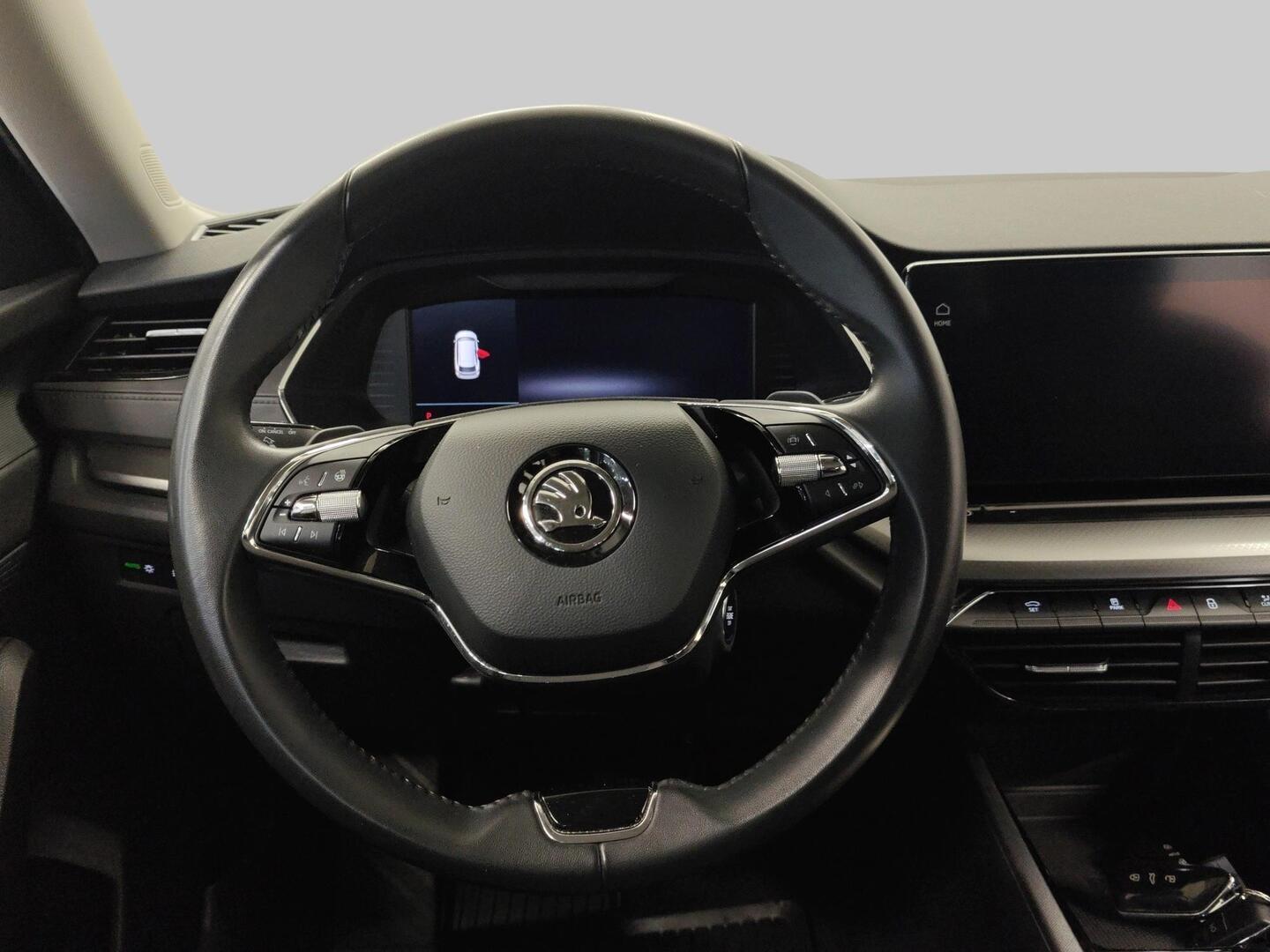 SKODA Octavia 2024