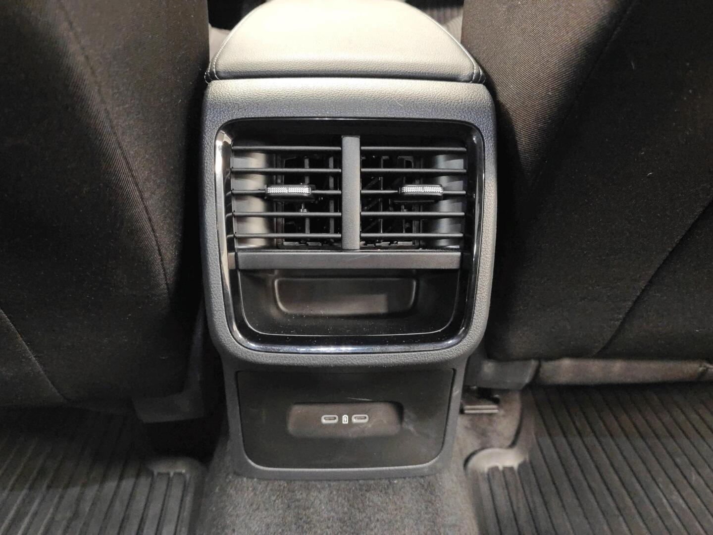 SKODA Octavia 2024