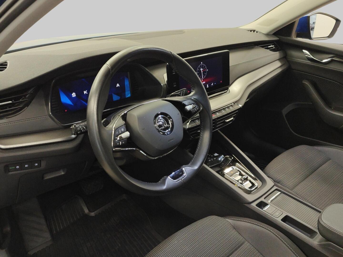 SKODA Octavia 2024