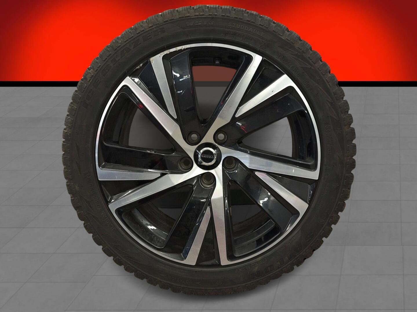 VOLVO V90 2021