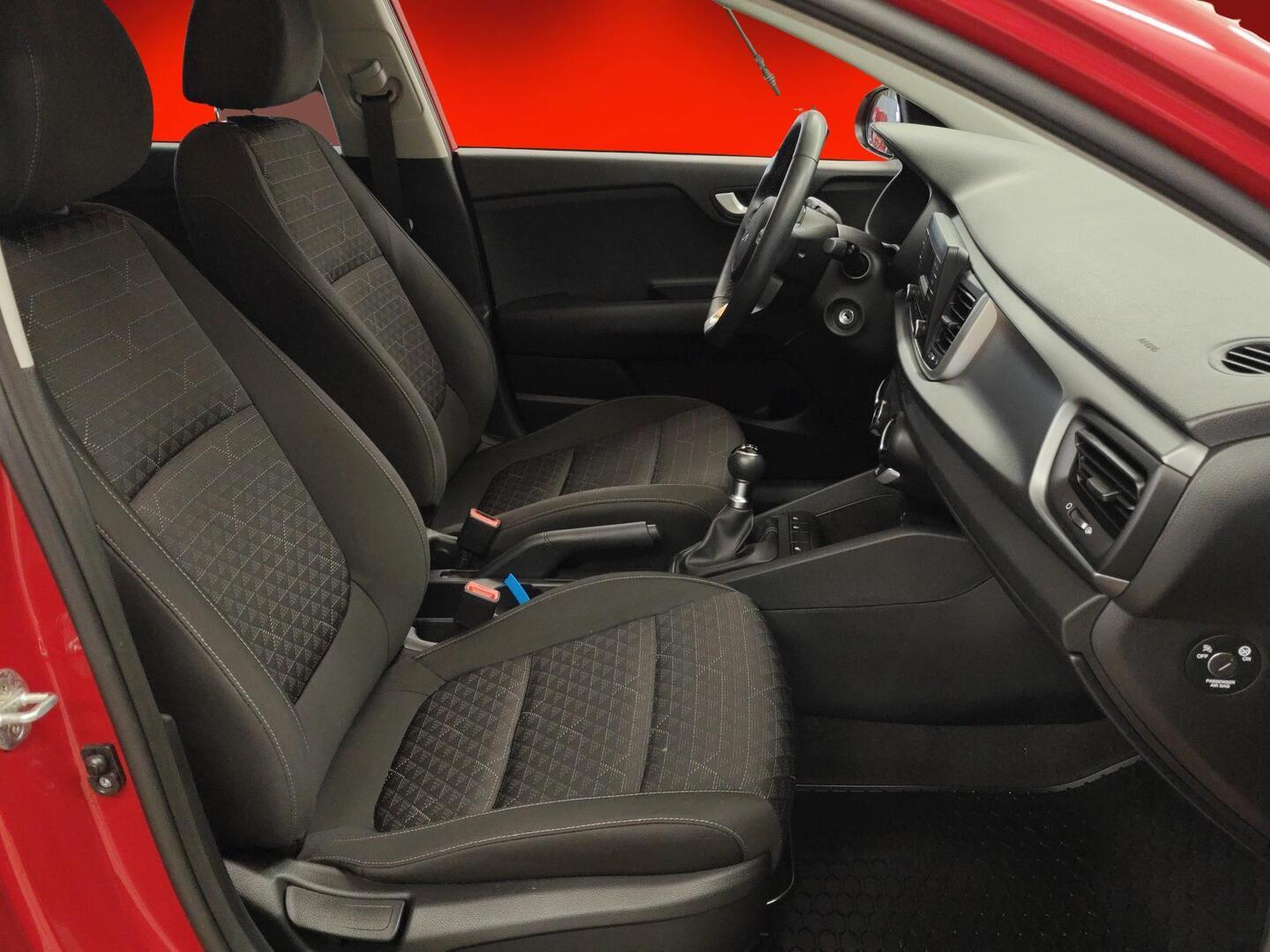 KIA Rio 2024