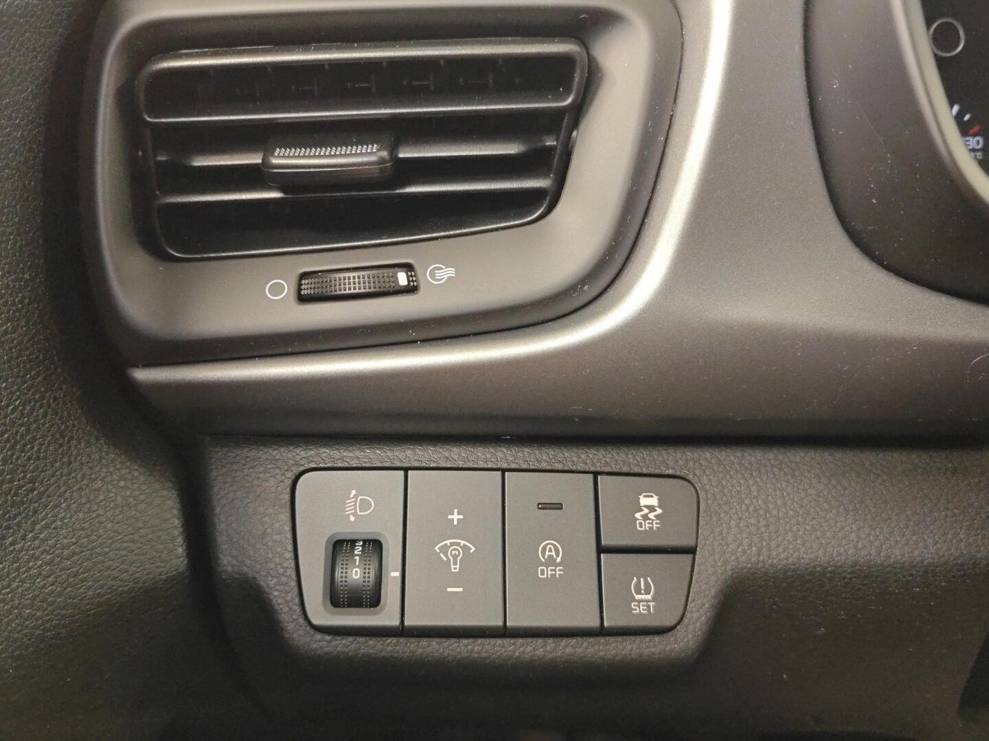 KIA Rio 2024
