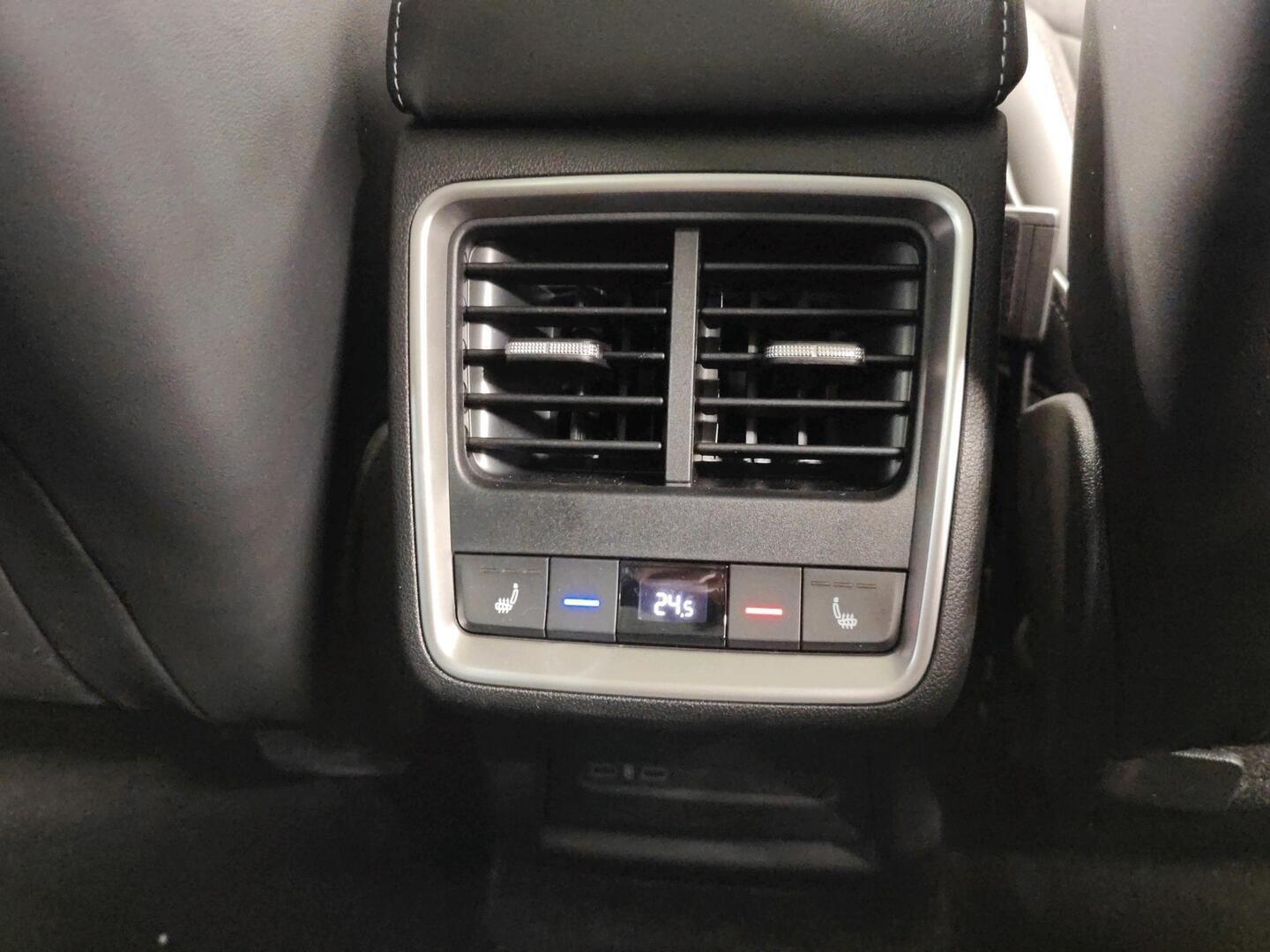 SKODA Enyaq 2026