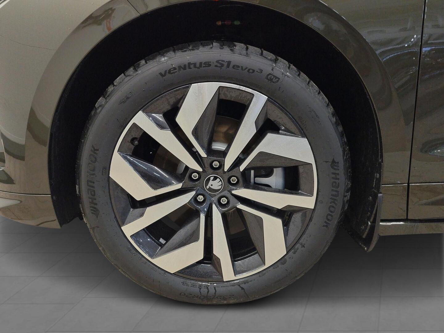 SKODA Enyaq 2026