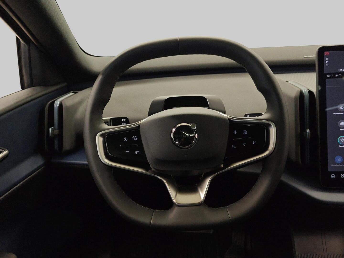 VOLVO EX30 2024