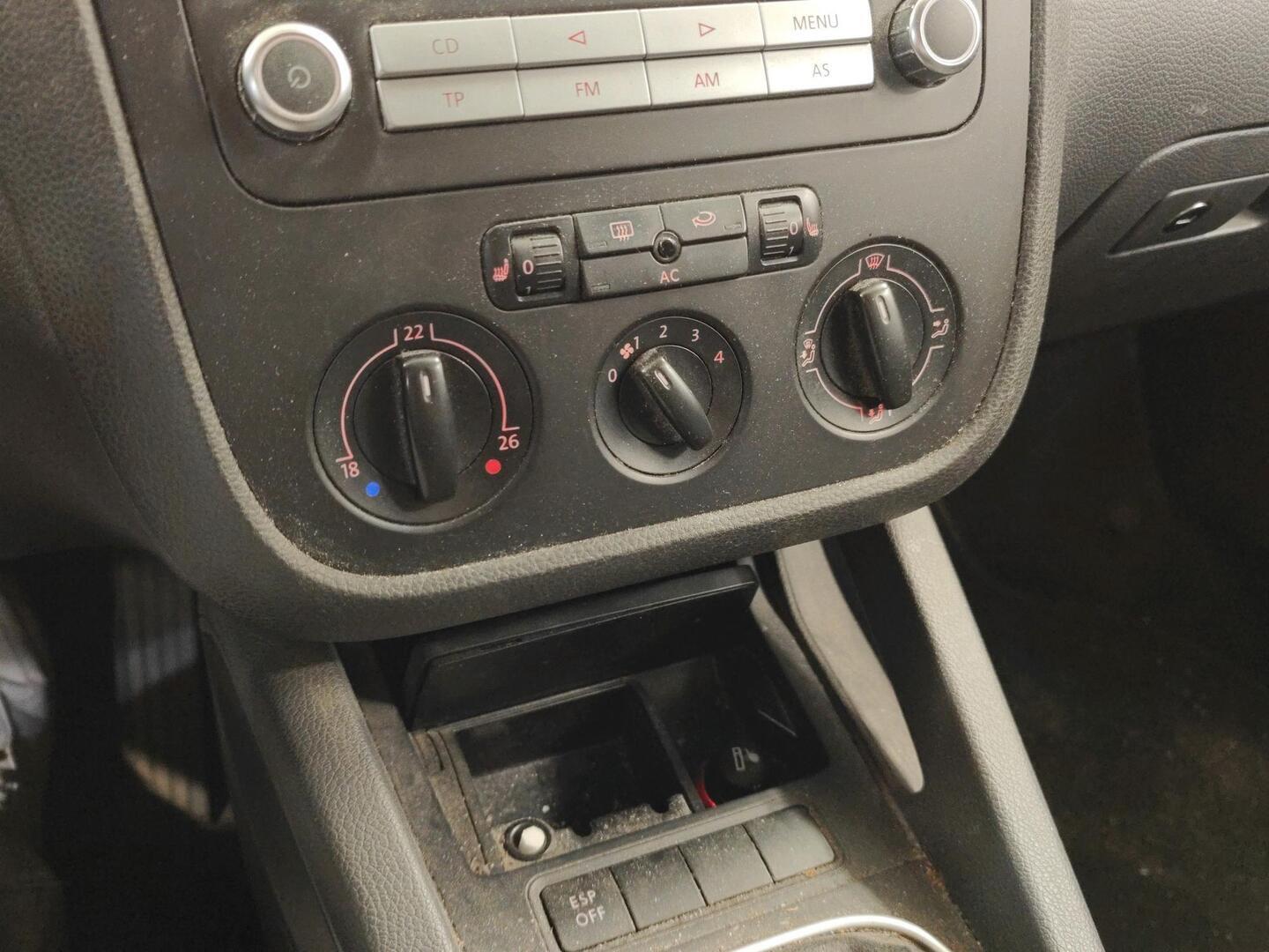 VOLKSWAGEN Golf 2007