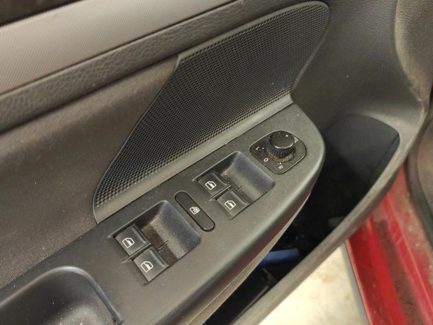 VOLKSWAGEN Golf 2007
