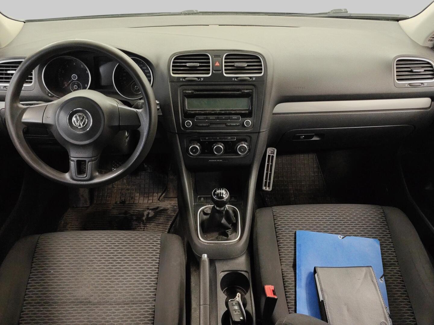 VOLKSWAGEN Golf 2011