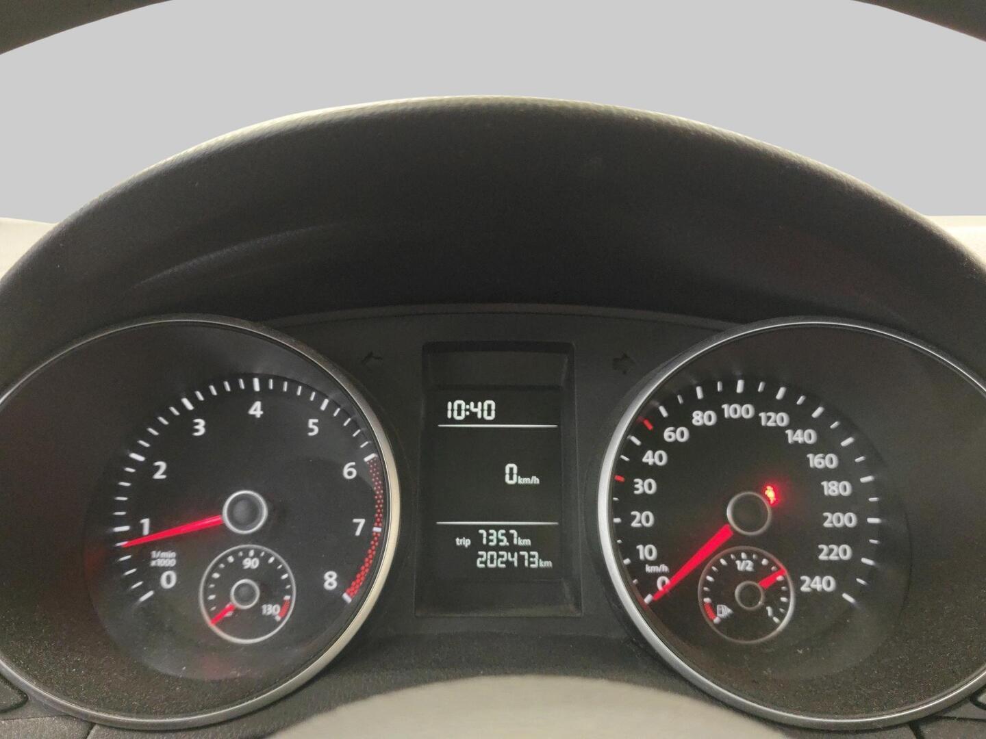 VOLKSWAGEN Golf 2011