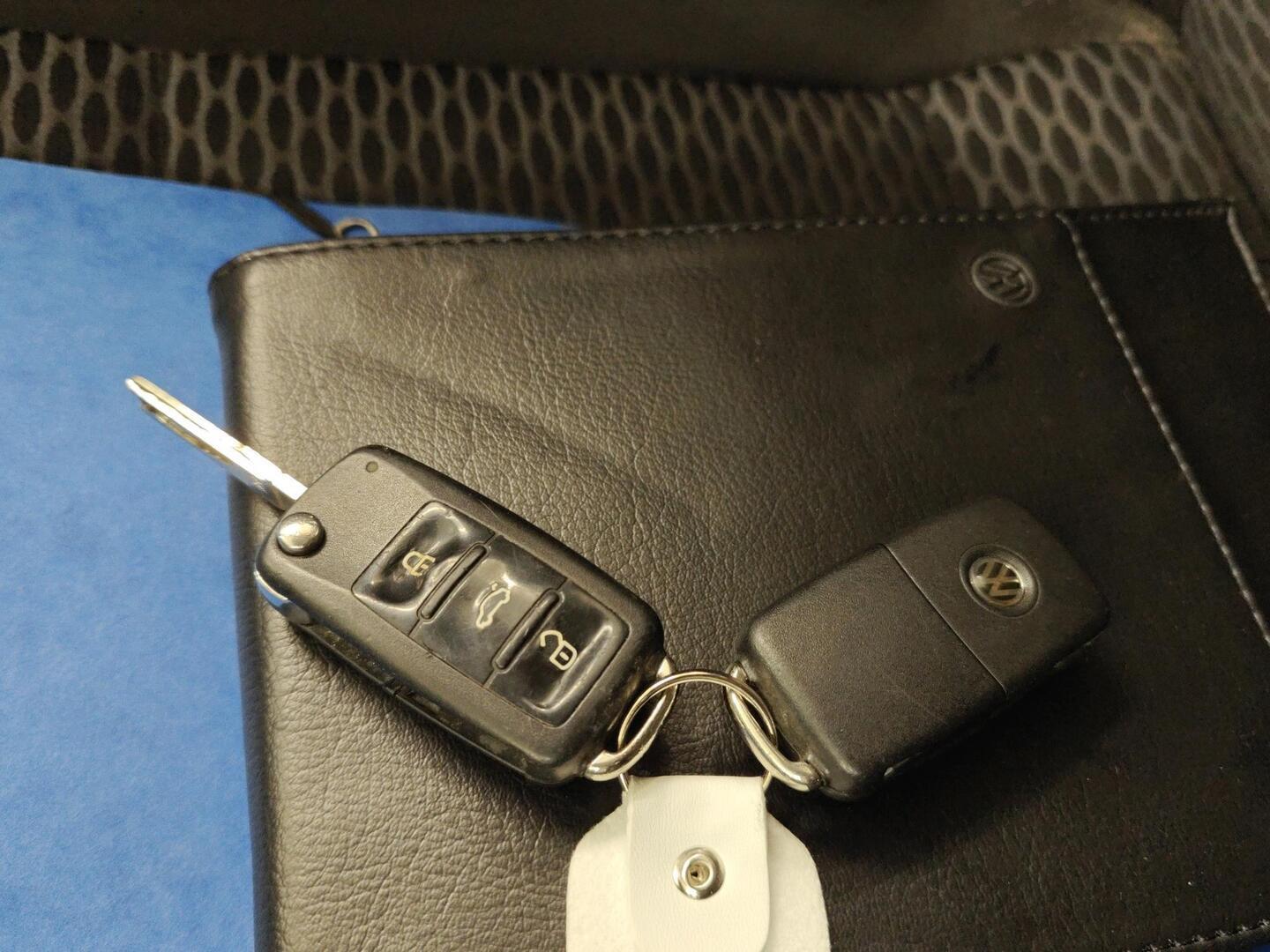 VOLKSWAGEN Golf 2011