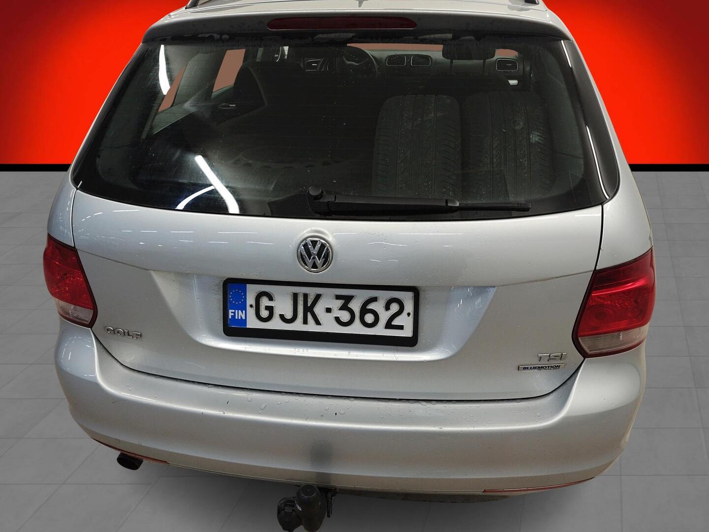VOLKSWAGEN Golf 2011