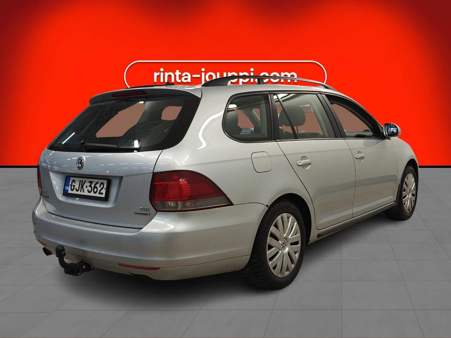 VOLKSWAGEN Golf 2011