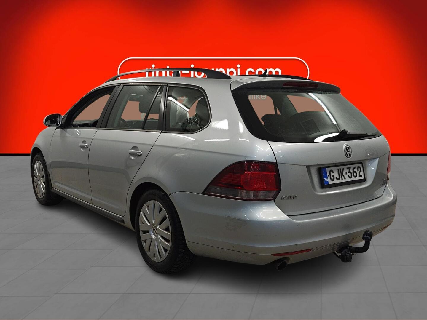 VOLKSWAGEN Golf 2011