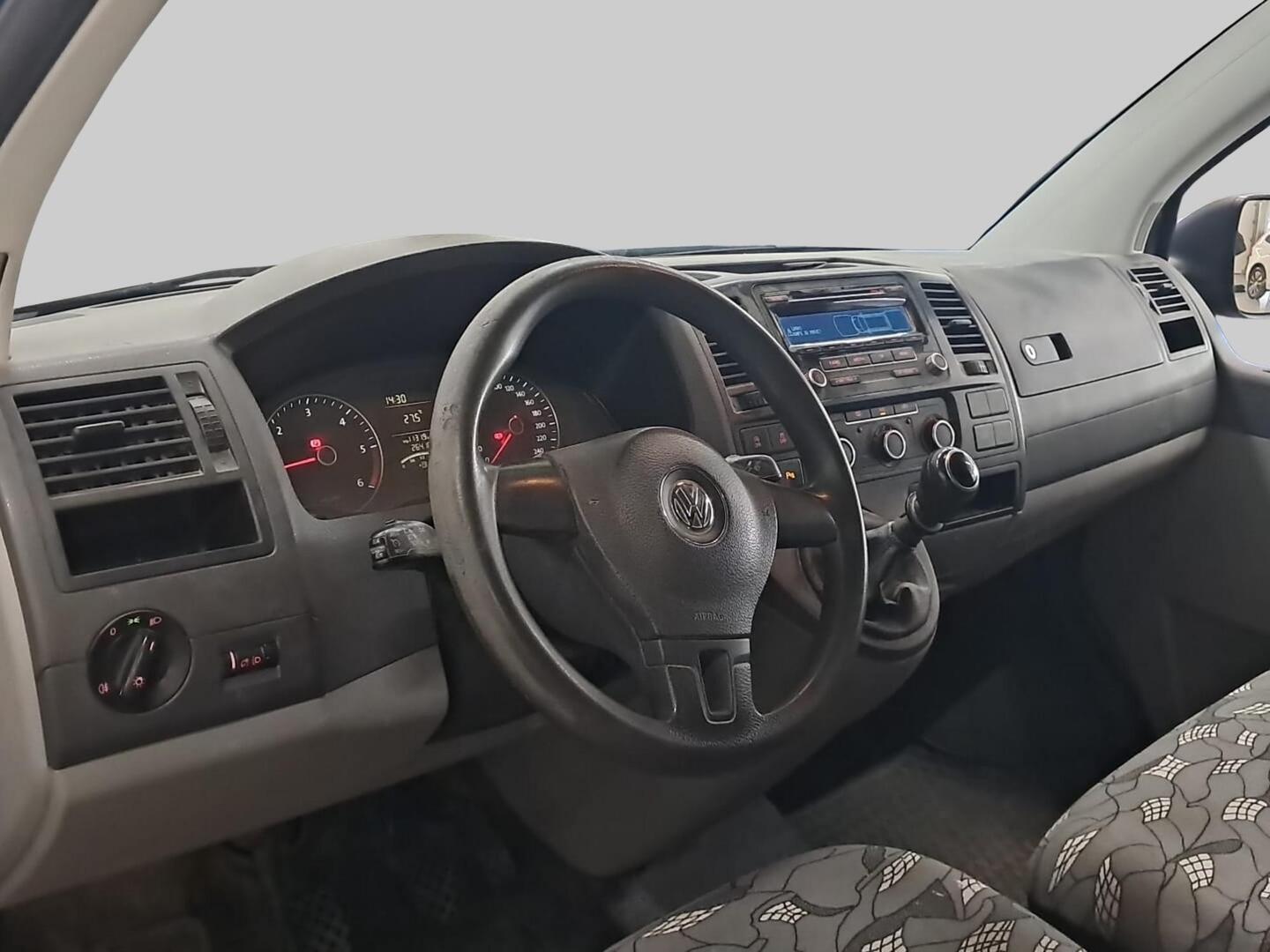 VOLKSWAGEN Transporter 2014