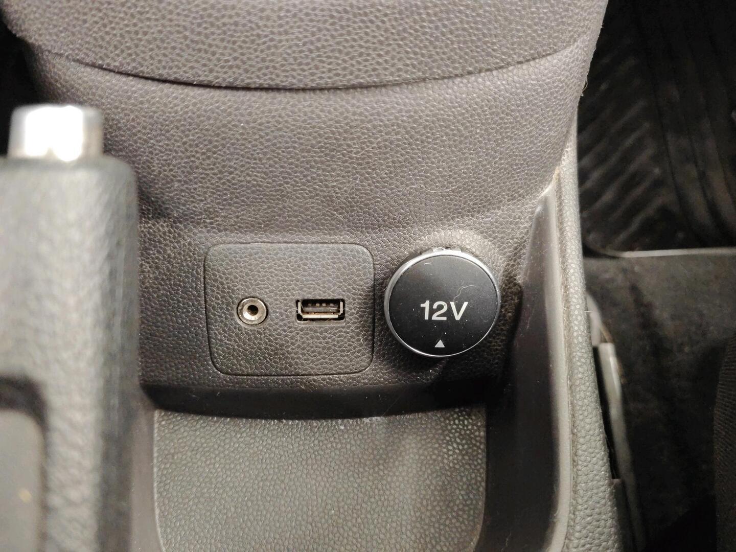 FORD Fiesta Van 2014