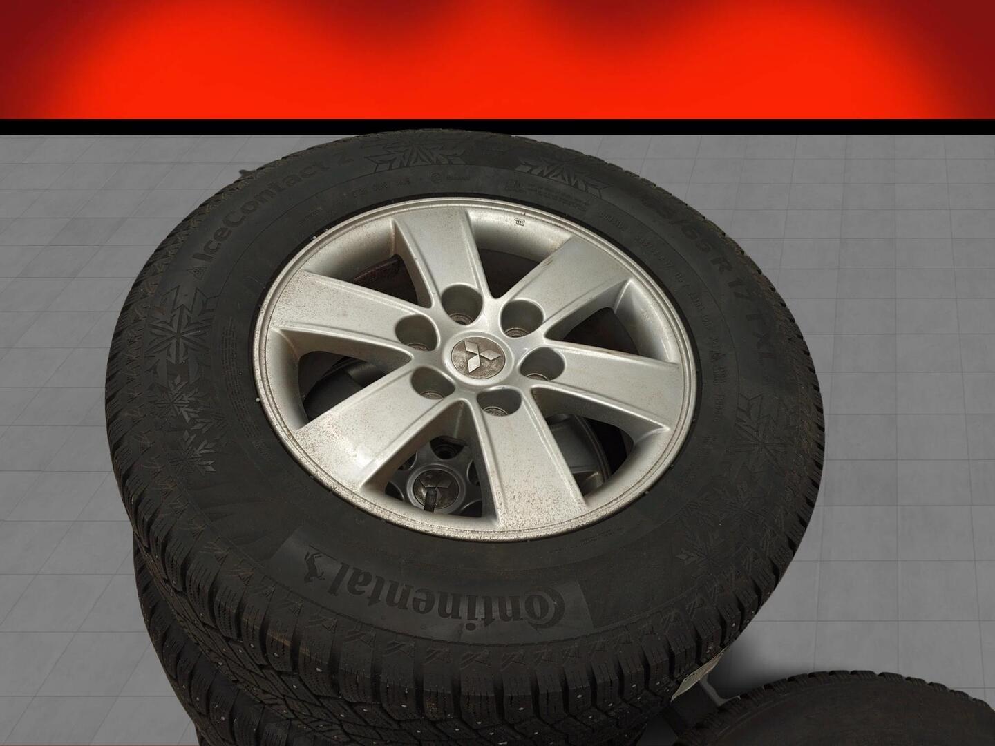 MITSUBISHI Pajero 2016