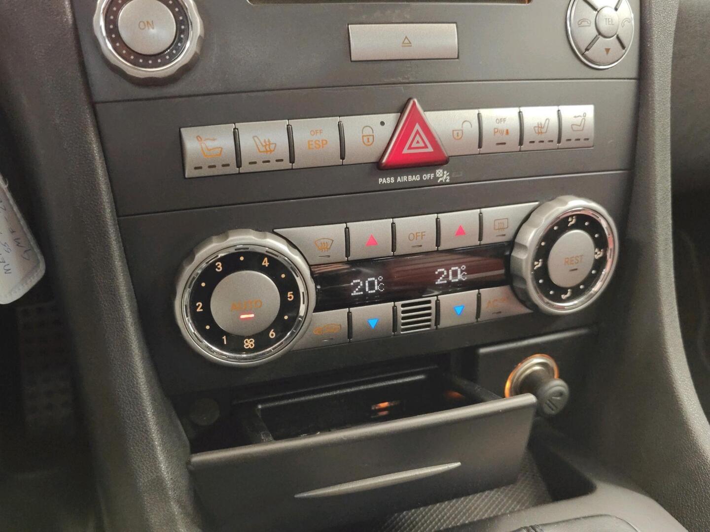 MERCEDES-BENZ SLK 55 AMG 2005