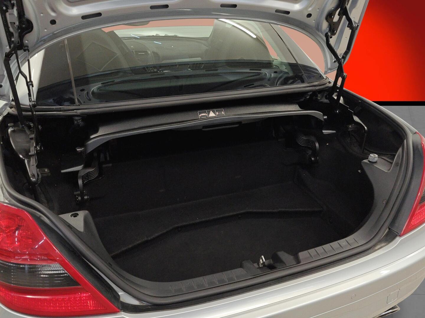 MERCEDES-BENZ SLK 55 AMG 2005