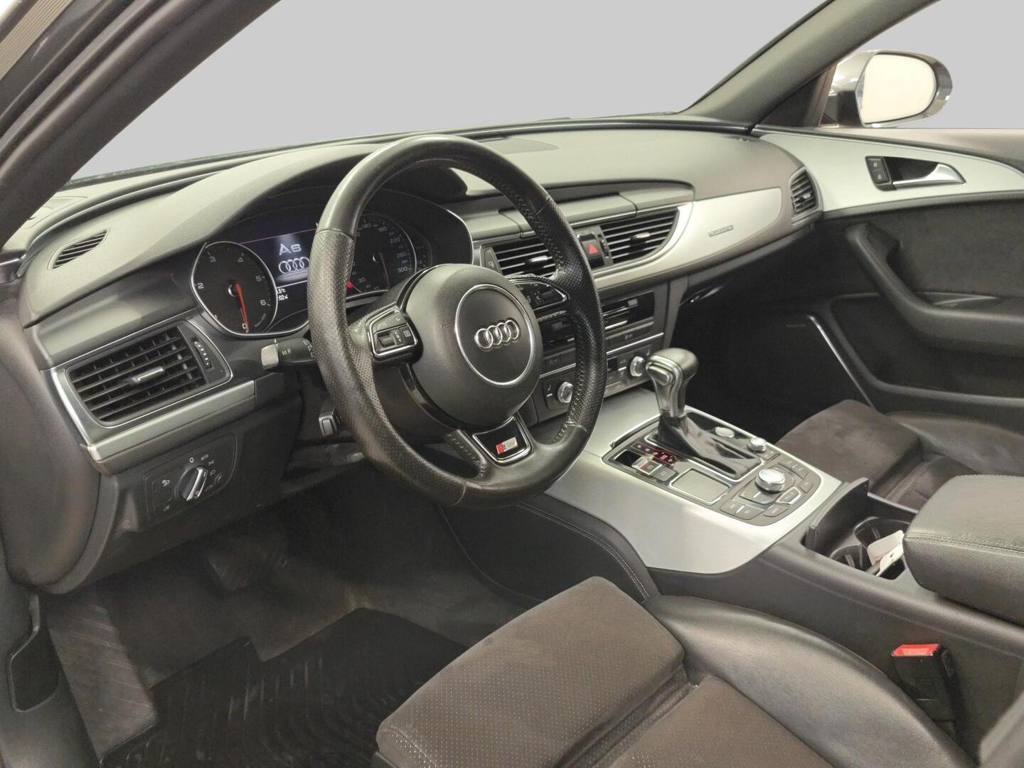 AUDI A6 2012