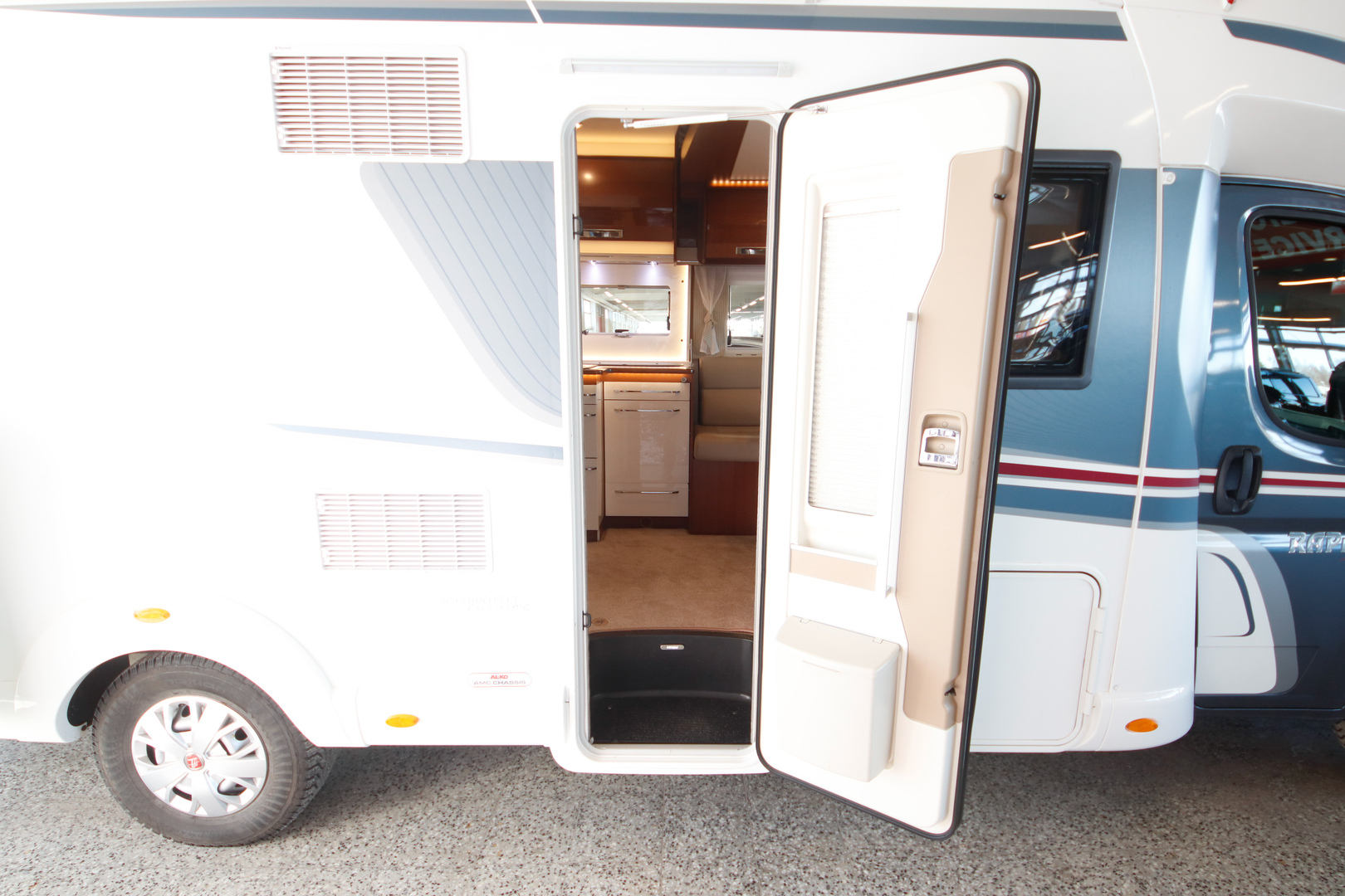 RAPIDO 7096F SCANDINAVIAN EXCLUSIVE 2018