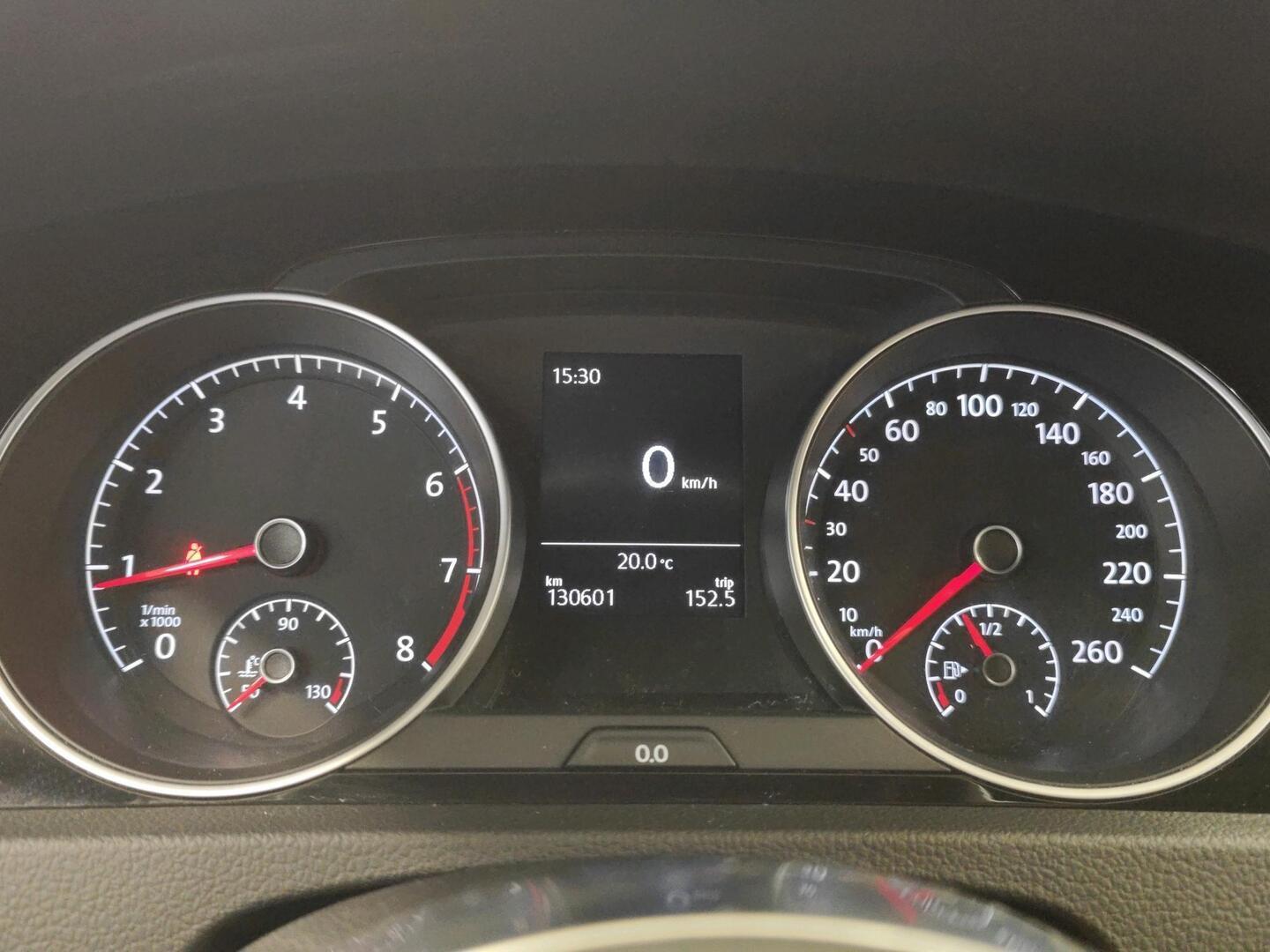 VOLKSWAGEN Golf 2016