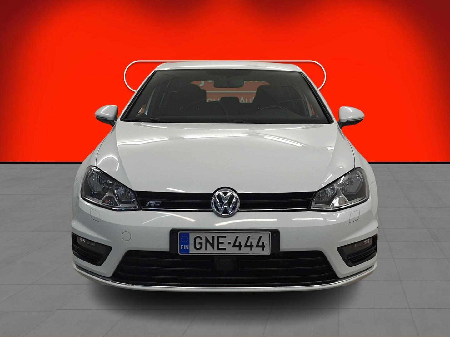 VOLKSWAGEN Golf 2016
