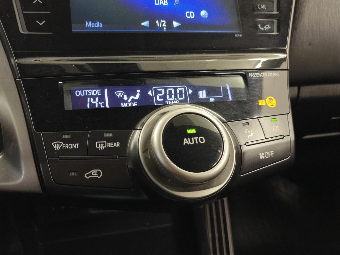 TOYOTA Prius+ 2019