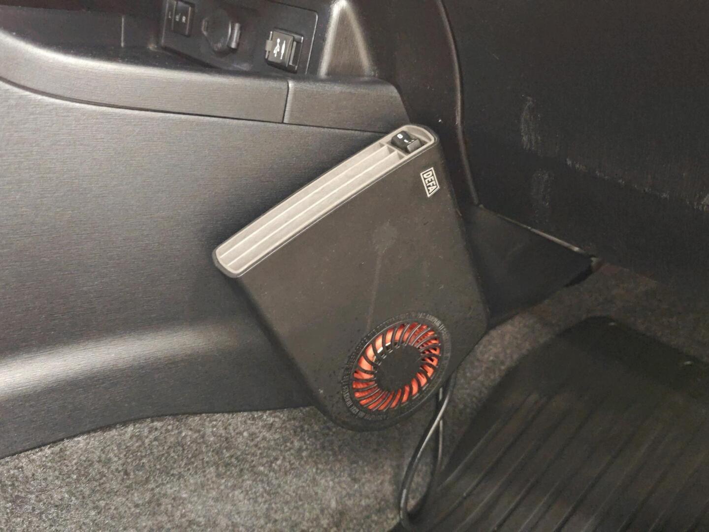 TOYOTA Prius+ 2019