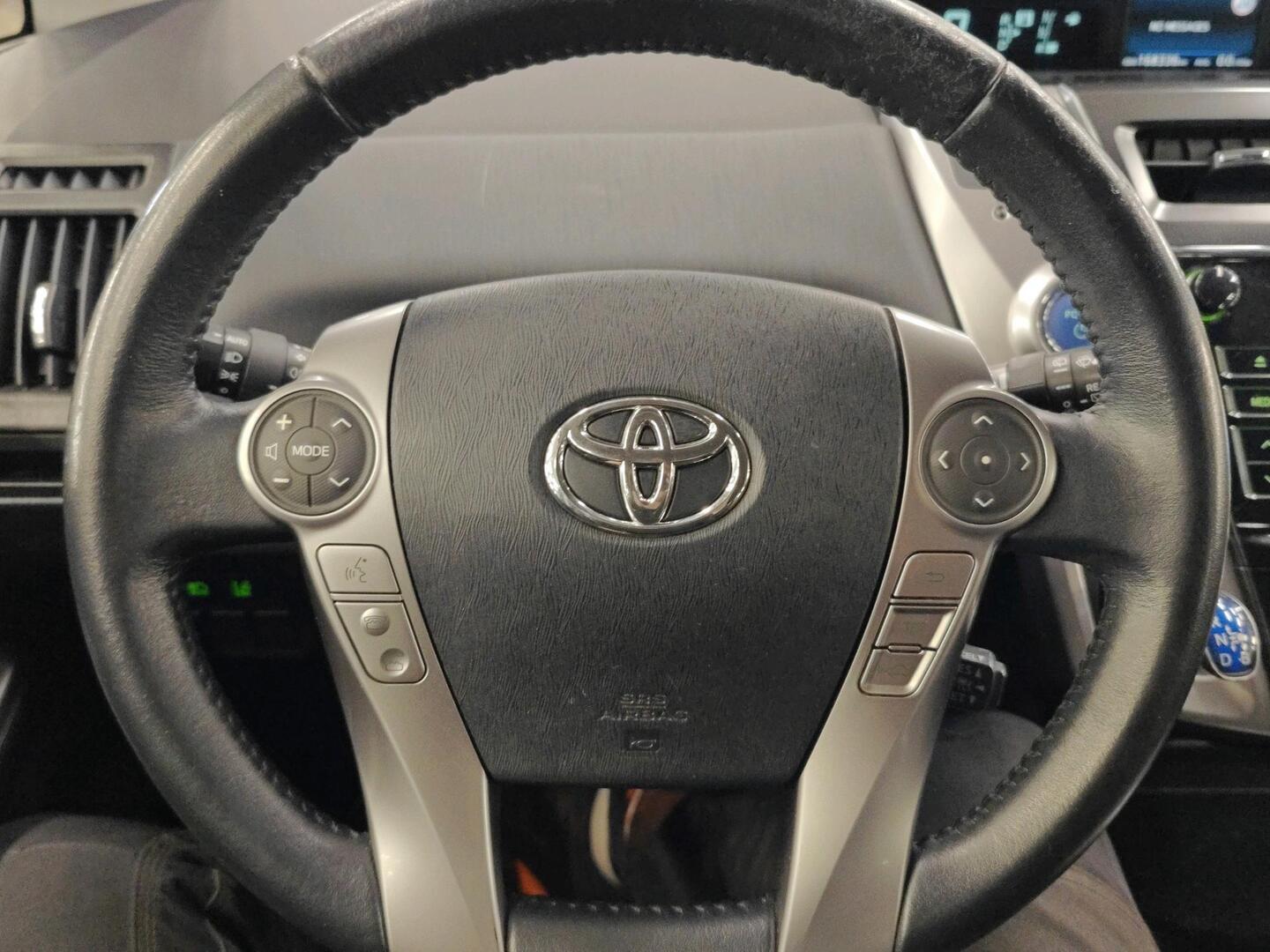 TOYOTA PRIUS+ 2019