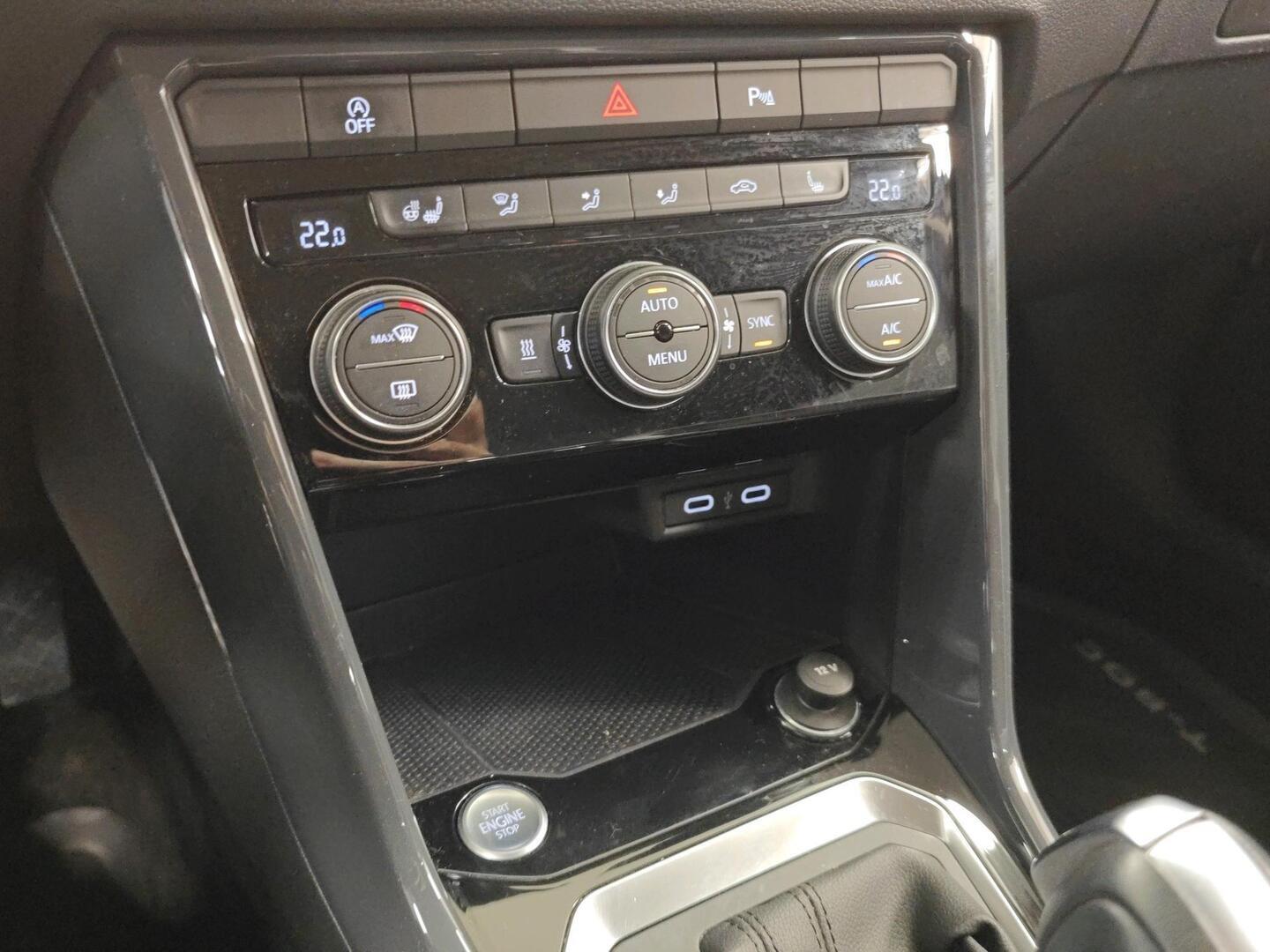 VOLKSWAGEN T-Roc 2021