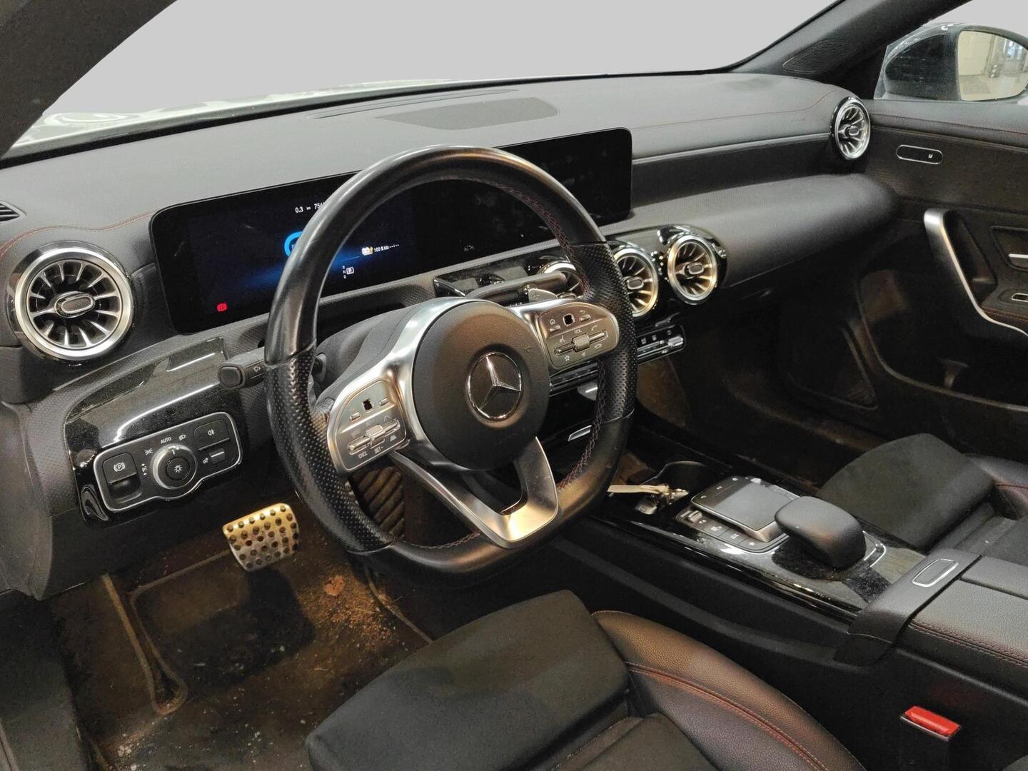 MERCEDES-BENZ CLA 2021