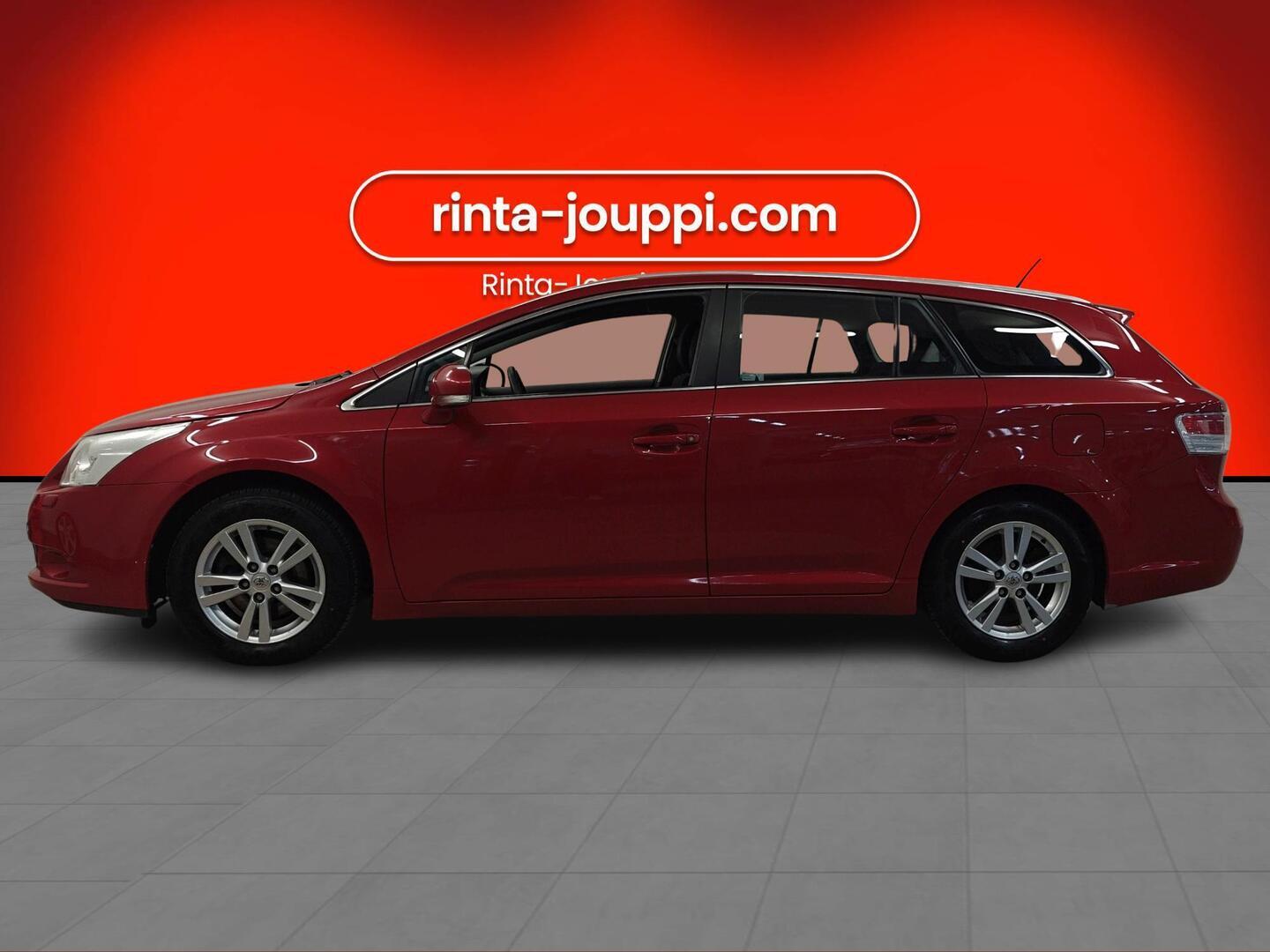 TOYOTA Avensis 2011
