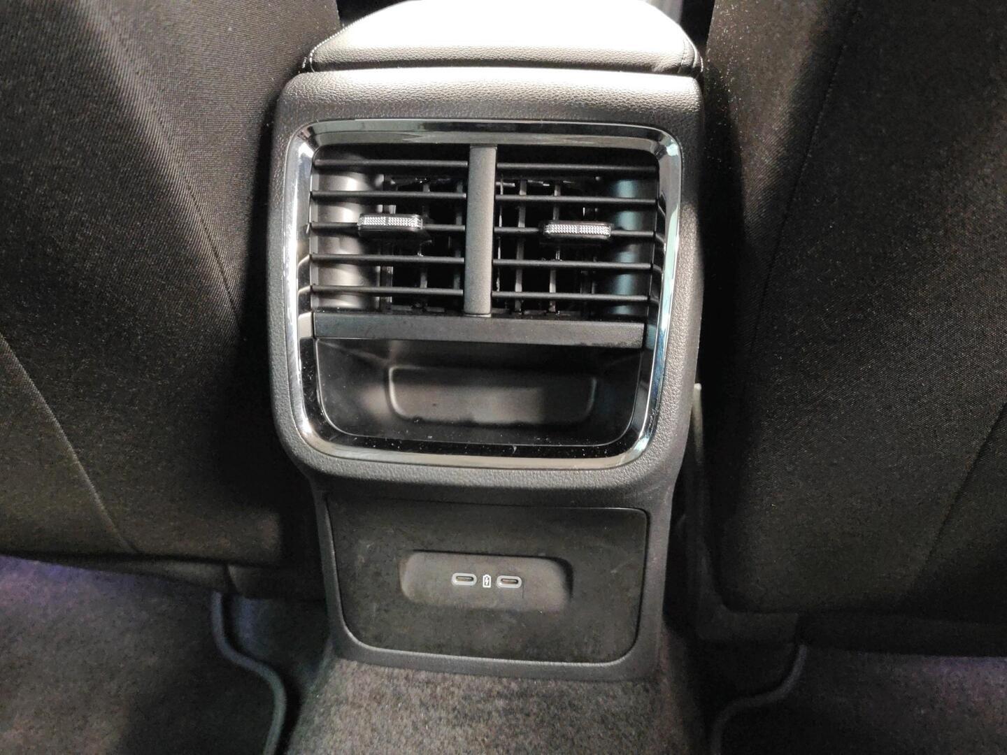 SKODA OCTAVIA 2024