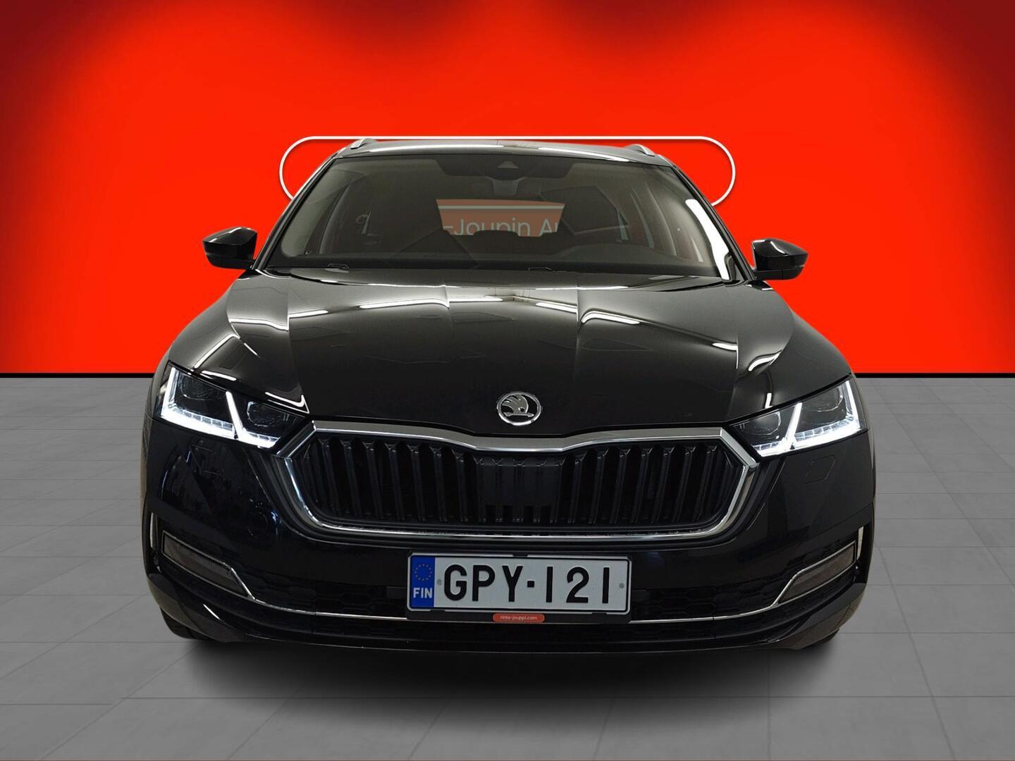 SKODA OCTAVIA 2024